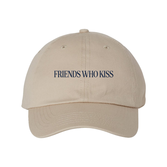 Eloise - 'Friends Who Kiss' Hat